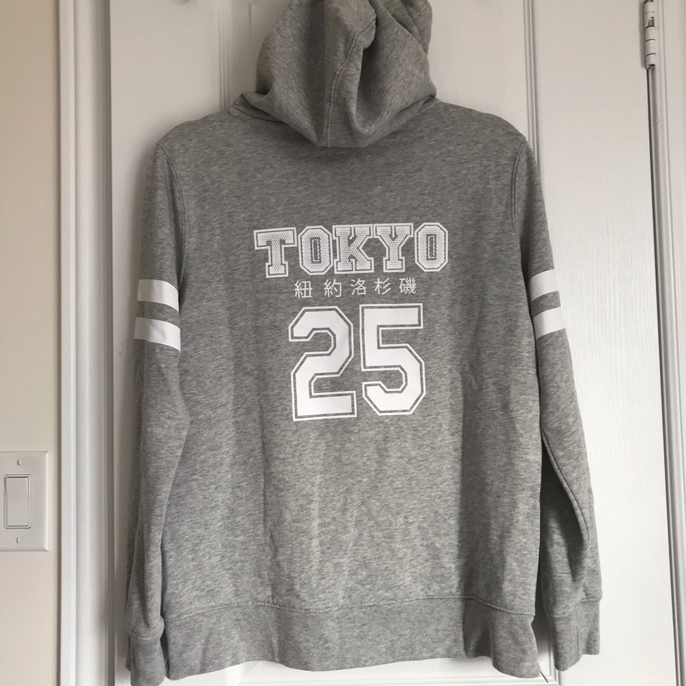 Grey Tokyo hoodie with side zippers